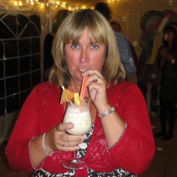 Meet Your Posher - Picture 1 of 1